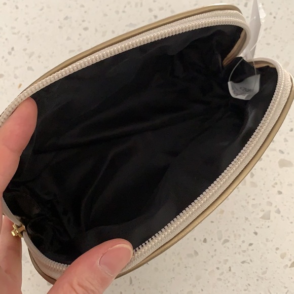 NWT LOFT Snake Print Metallic Gold Cosmetic Case - Picture 3 of 8